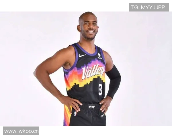 德隆感慨保罗仍在赛场拼搏自言下楼梯都可能受伤